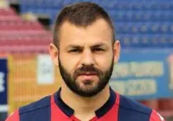 Спас Делев вдига сватба в храма на Ванга