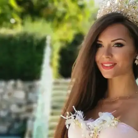 Теодора Мудева „бременна“