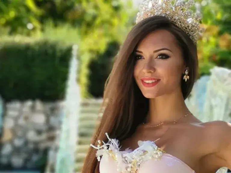 Теодора Мудева „бременна“