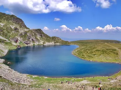The evil cable cars and the bad tourists are not really harming nature