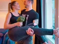 Ваня Джаферович свалил Жени на люта чалга (Вижте първата им среща)