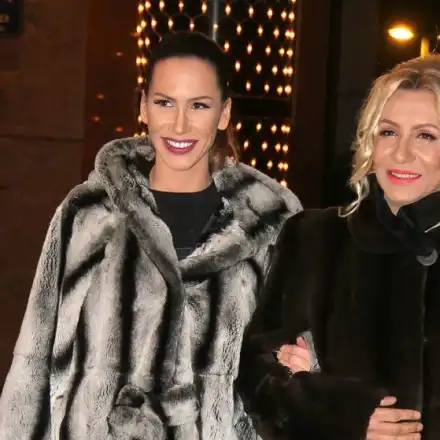 Весна Змиянац води бременната щерка на спа и йога у нас