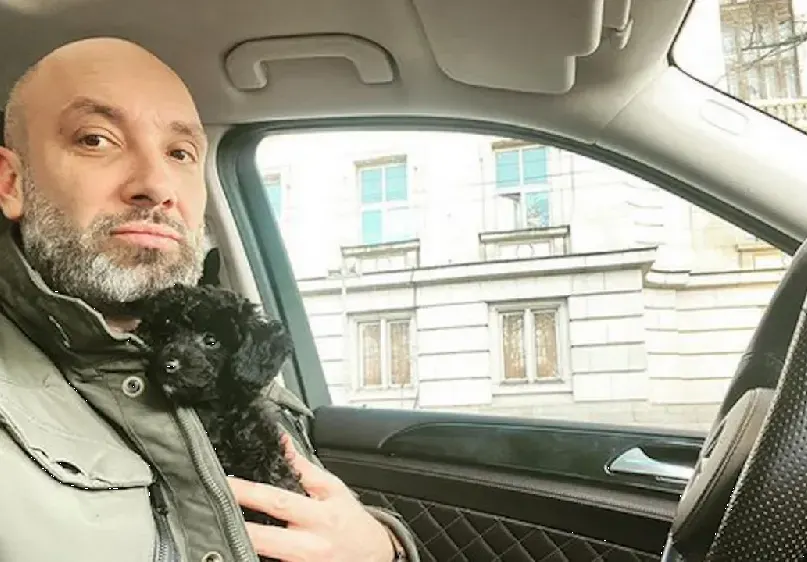 Захари Бахаров  още харчи от парите, които му даваше Васил Божков