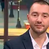 Антон Хекимян заприлича на ученик