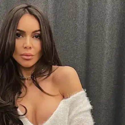 Интернет прецака жестоко Алисия