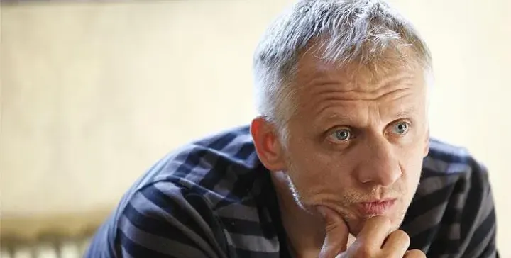 Иван Бърнев се уреди с любимка на Бандерас