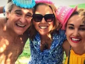 Жената на Орлин Горанов сватосала Алекс Раева (Снимки)