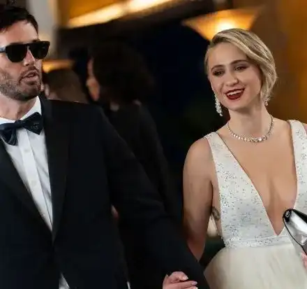 Мария Бакалова заведе бисексуален на Оскарите (Нашенката гадже с един от най-скандалните мъже в САЩ)