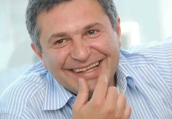 Милен Цветков спал бездомен на Централна гара