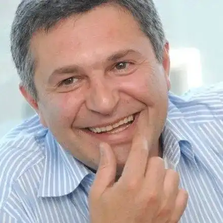 Милен Цветков спал бездомен на Централна гара