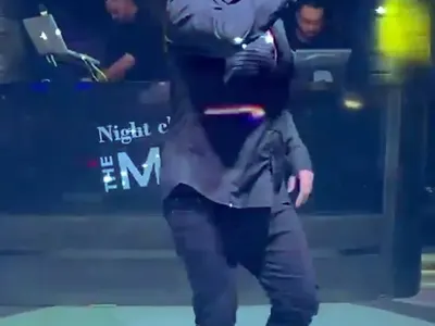 Парти бум в дискотеките: Азис се раздаде на макс, Преслава избухна с нов хит (СНИМКИ)