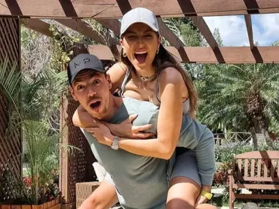 Петканови се върнаха на село