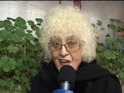 След Ковид-19: Изписаха Латинка с омекнали крака