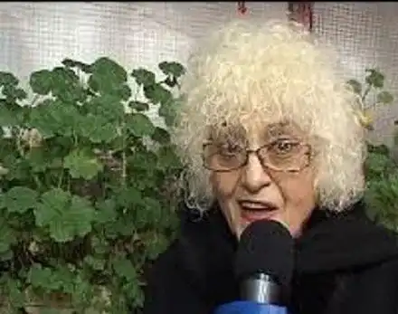 След Ковид-19: Изписаха Латинка с омекнали крака