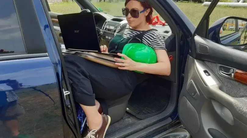 След слизането от екран: Ани Цолова обедня, подкара трошка