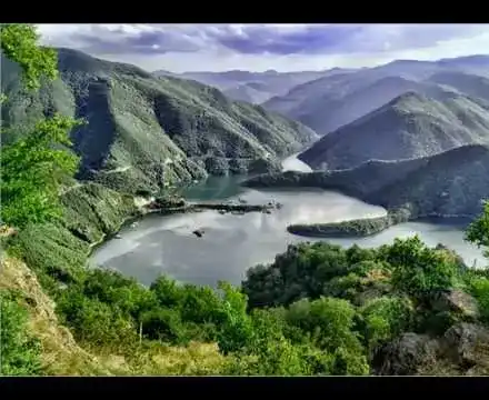 Toma Belev is abusing verbally a woman on Facebook