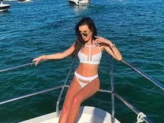 Адриана Тюркмен забегна в Турция