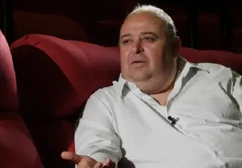 Любо Нейков прибира четвърт милион хонорари за месец