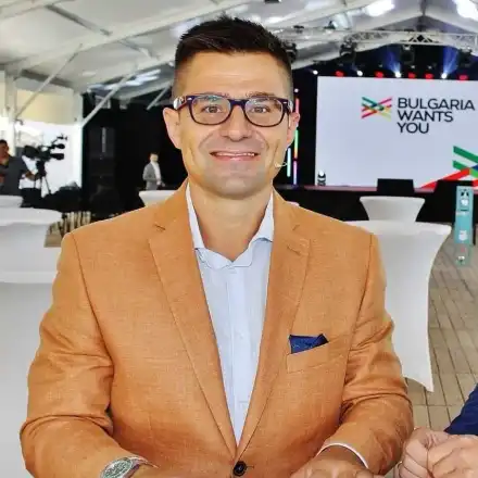 Андрей с двоен рожден ден