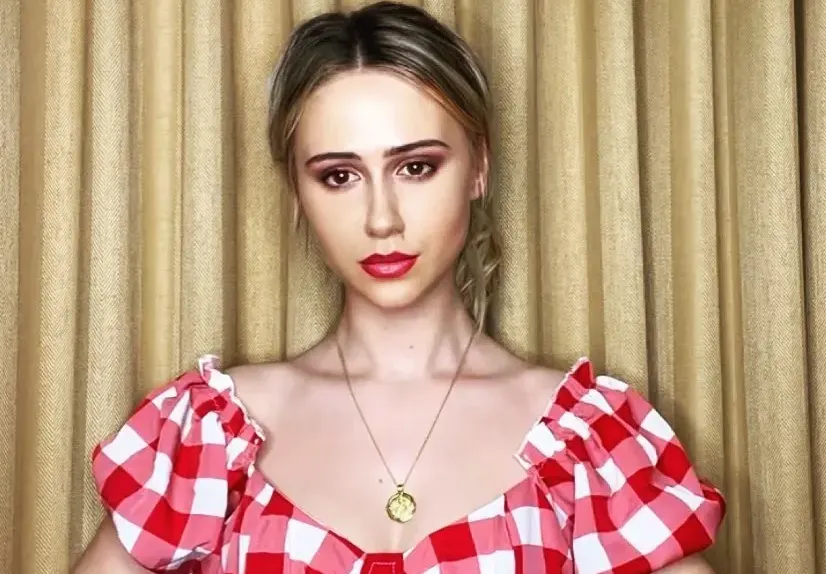 Бакалова щастлива у дома