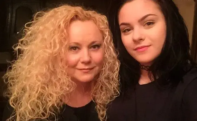 Дъщерята на Наталия Симеонова я гони по килограми (Снимки)