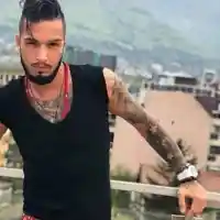 Джино спасил три жени