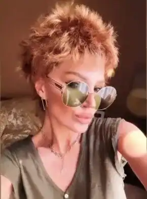 Есил Дюран шокира с прическа (Фото)