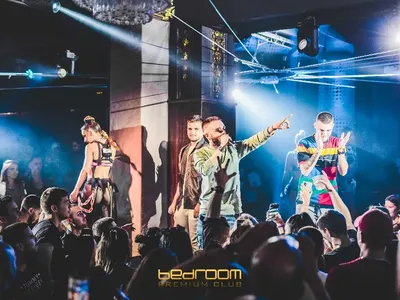 Криско най-после доведе 2Bona в София