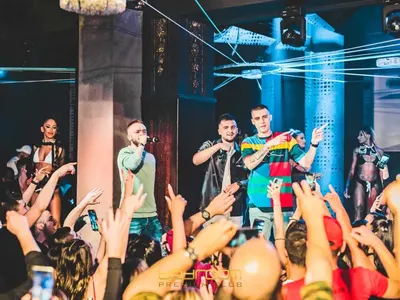 Криско най-после доведе 2Bona в София