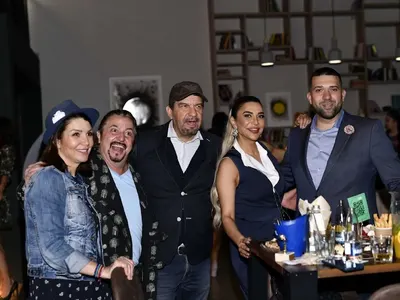 Лорд Евгени Минчев след „Певец на годината“: Кацарова с чанта, Велчев с маргарити в очите, Халваджиян и Пенкова- един уютен моден дует и още  СНИМКИ