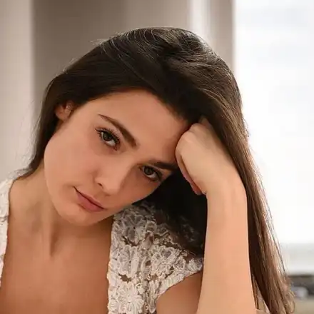 Лорина Камбурова  си отиде млада  като майка си, актрисата с  месеци лежала сама в московска болница