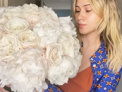 Мария Бакалова празнува 25 г. с женско парти