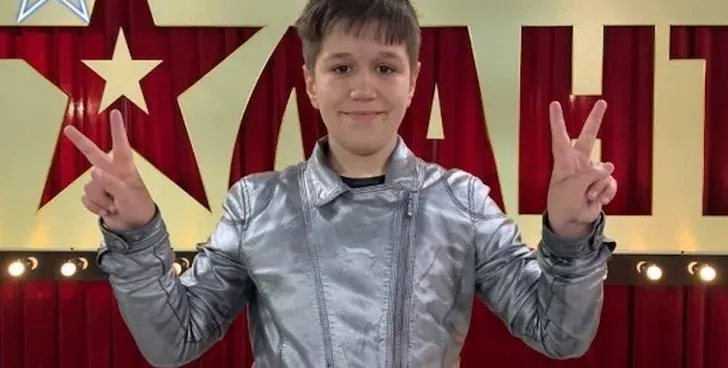 Наградата от „България търси талант“ събира родителите на Калоян (Семейството имало финансови затруднения)