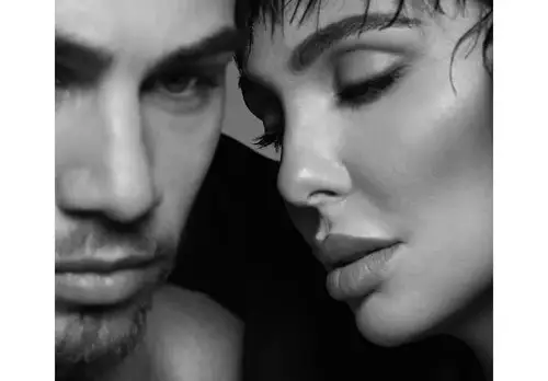 Николета Лозанова подкрепя прайда (Горещи снимки)