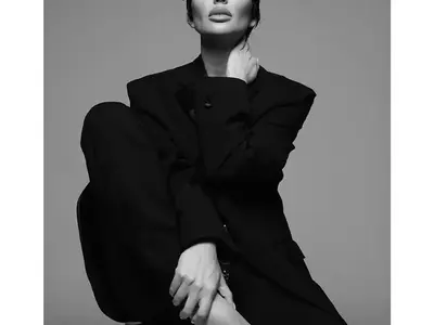 Николета Лозанова подкрепя прайда (Горещи снимки)