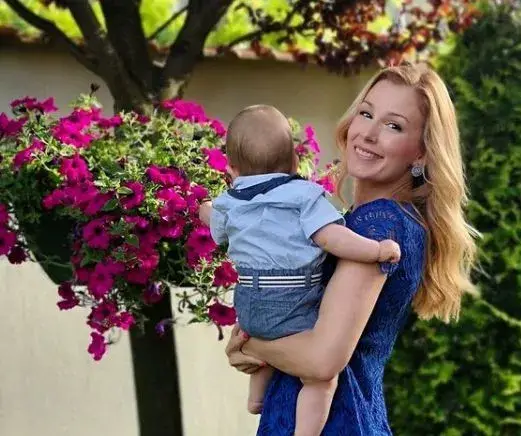 Николета Маданска сияе с Йоан! (Детето стана на 7 месеца)