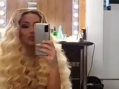 Нора Недкова запали мрежата със снимка по... коса (Виж в галерията)