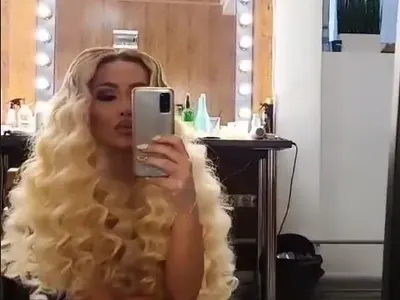 Нора Недкова запали мрежата със снимка по... коса (Виж в галерията)