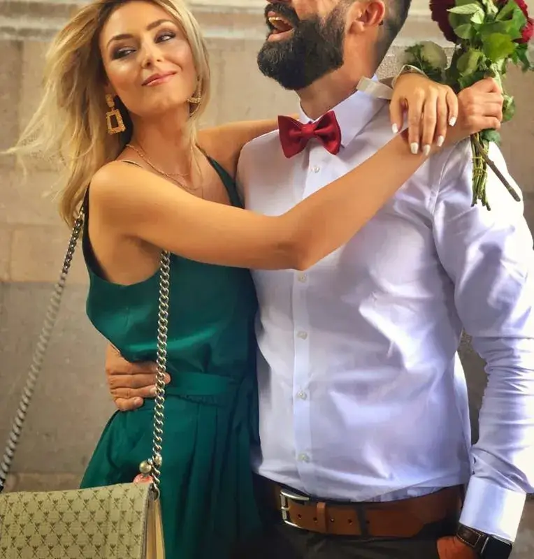 Ново амплоа! Тв водеща отвори дом за стари хора (Полли Гергушева го управлява заедно с мъжа си)