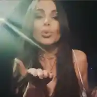 Обезобразено ли е лицето на Алисия? Певицата опроверга слуховете! (ФОТО ТУК)