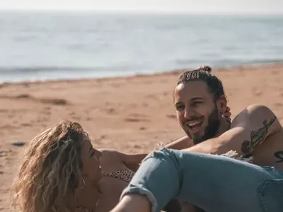 Папи Ханс обира магазин с гаджето