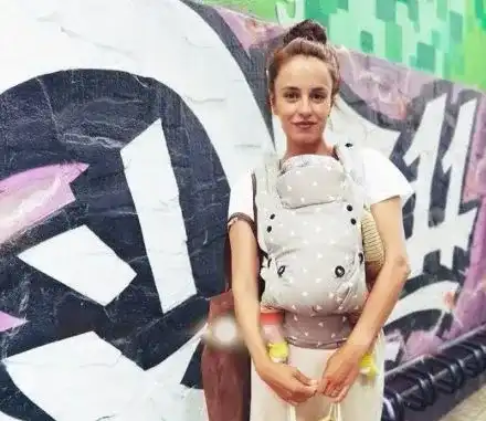 Радина Кърджилова с бебе на педикюр за 35-ия си рожден ден!