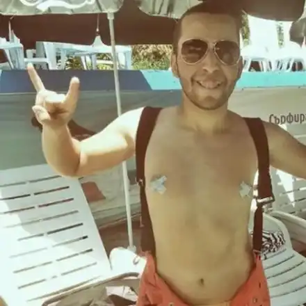 Рафи дипломатично: Не се сърдя на Фики, че не ме поздрави за „Капките”!