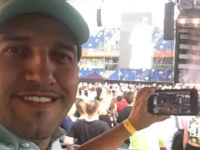 Румънеца пак стана татко, работи като озвучител