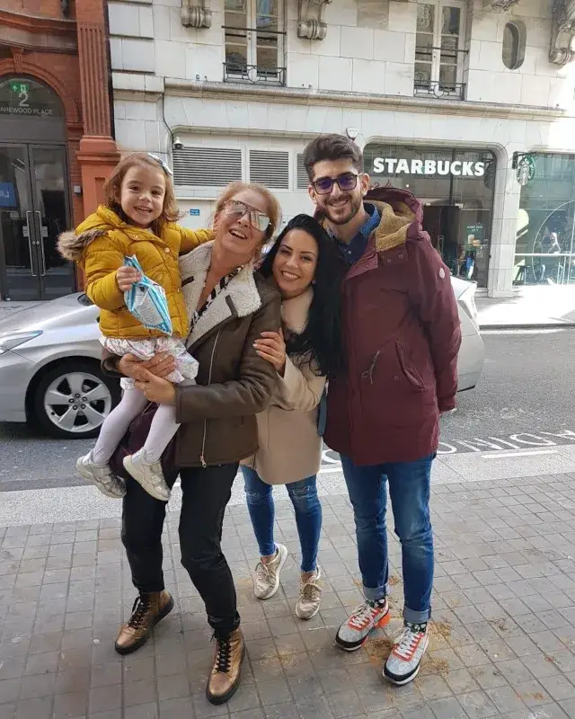 Сашо Кадиев  остана приятел с жена си! Ивелина е моя половинка, призна най-после актьорът в ефира на Би Ти Ви