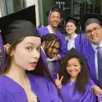 Сергей Станишев дипломира щерката в Шанхай (Ексклузивни снимки)