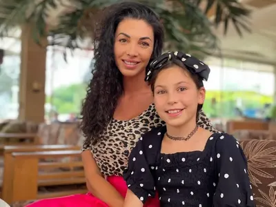 Щерката на Биляна Йотовска се събужда с коремни преси