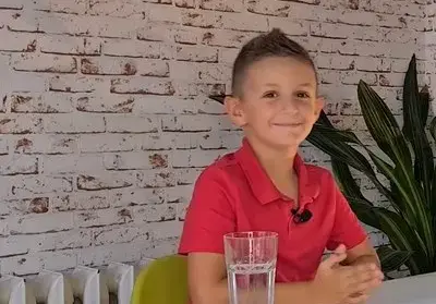 Синът на Милен Цветков тръгна по неговите стъпки, интервюира Фандъкова