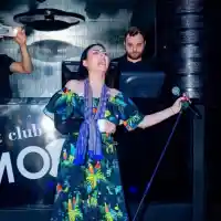 Софка си счупила ръката заради Гринго