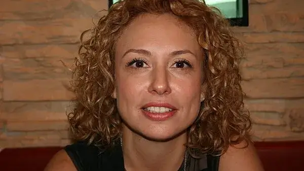 Стефания Колева  се е омъжвала и  в черно, и в бяло